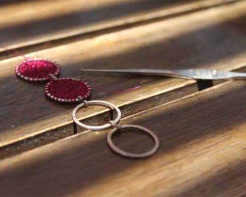 Custom made Jewelry: Unlocking the Beauty of handmade Jewelry: 8 Reasons to Choose Handcrafted Excellence